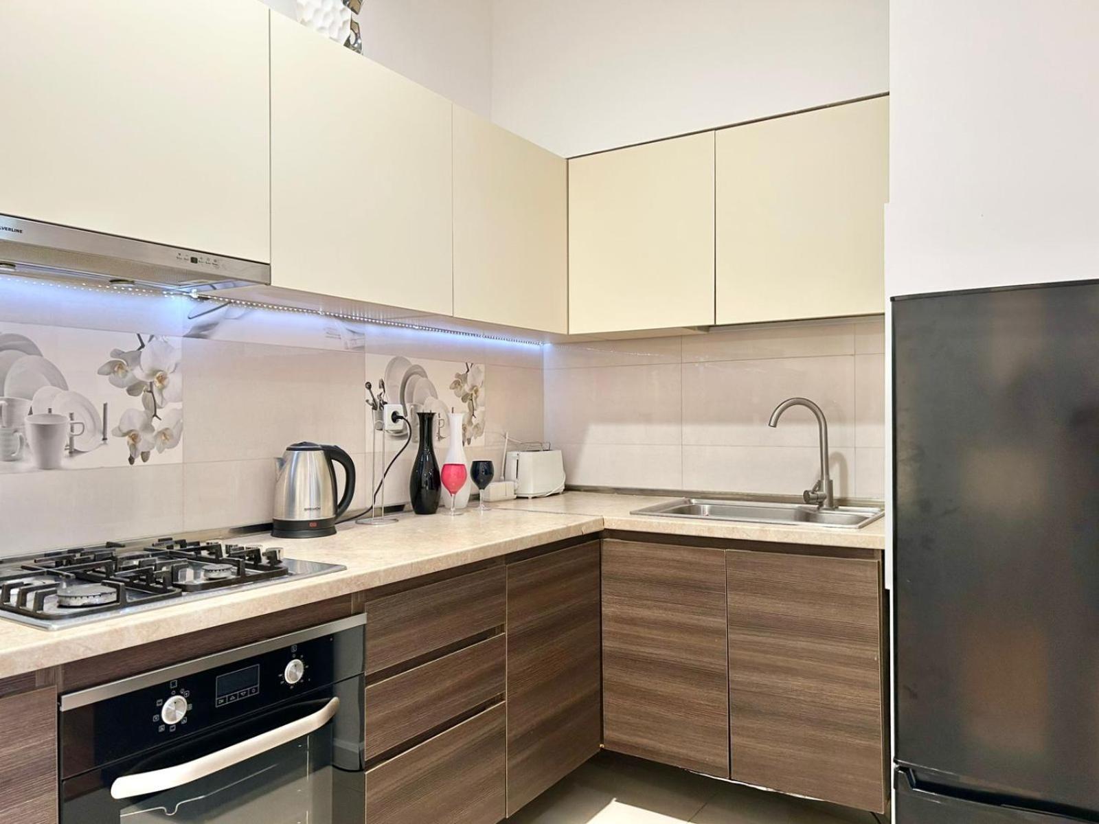 City Center - Next To Holiday Inn -2Br Apartment Tbilisi Exterior foto